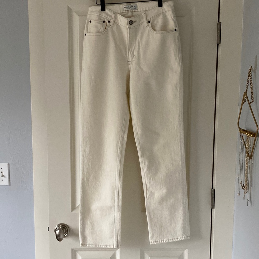 Abercrombie & Fitch The 90’s Straight Low-Rise